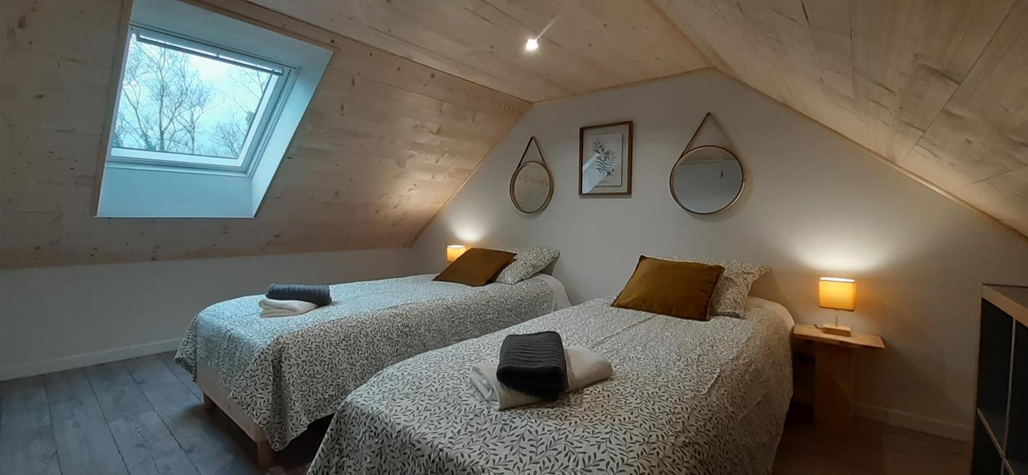 Chalets De Pont Cob Avec Spa Gouézec エクステリア 写真