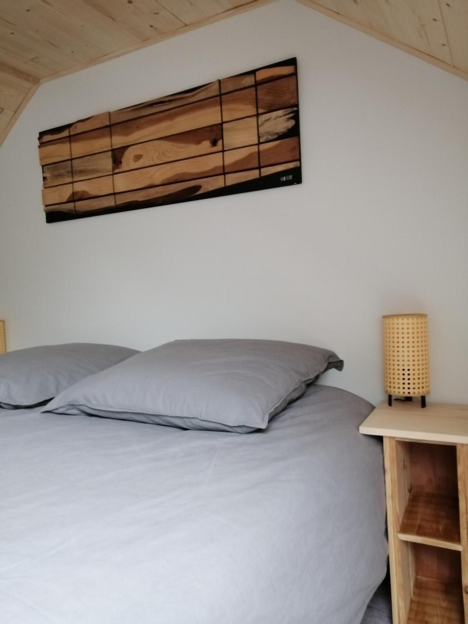 Chalets De Pont Cob Avec Spa Gouézec エクステリア 写真
